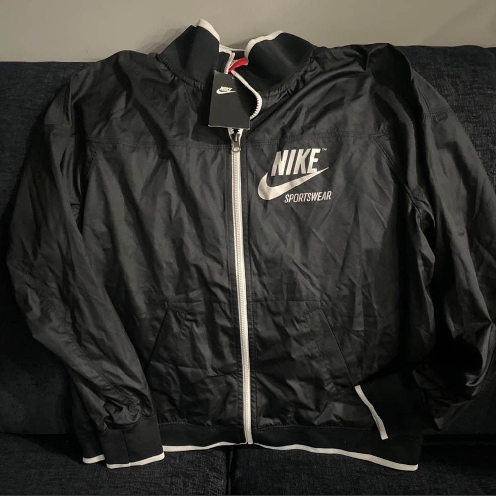 Nike Windbreaker Jacket